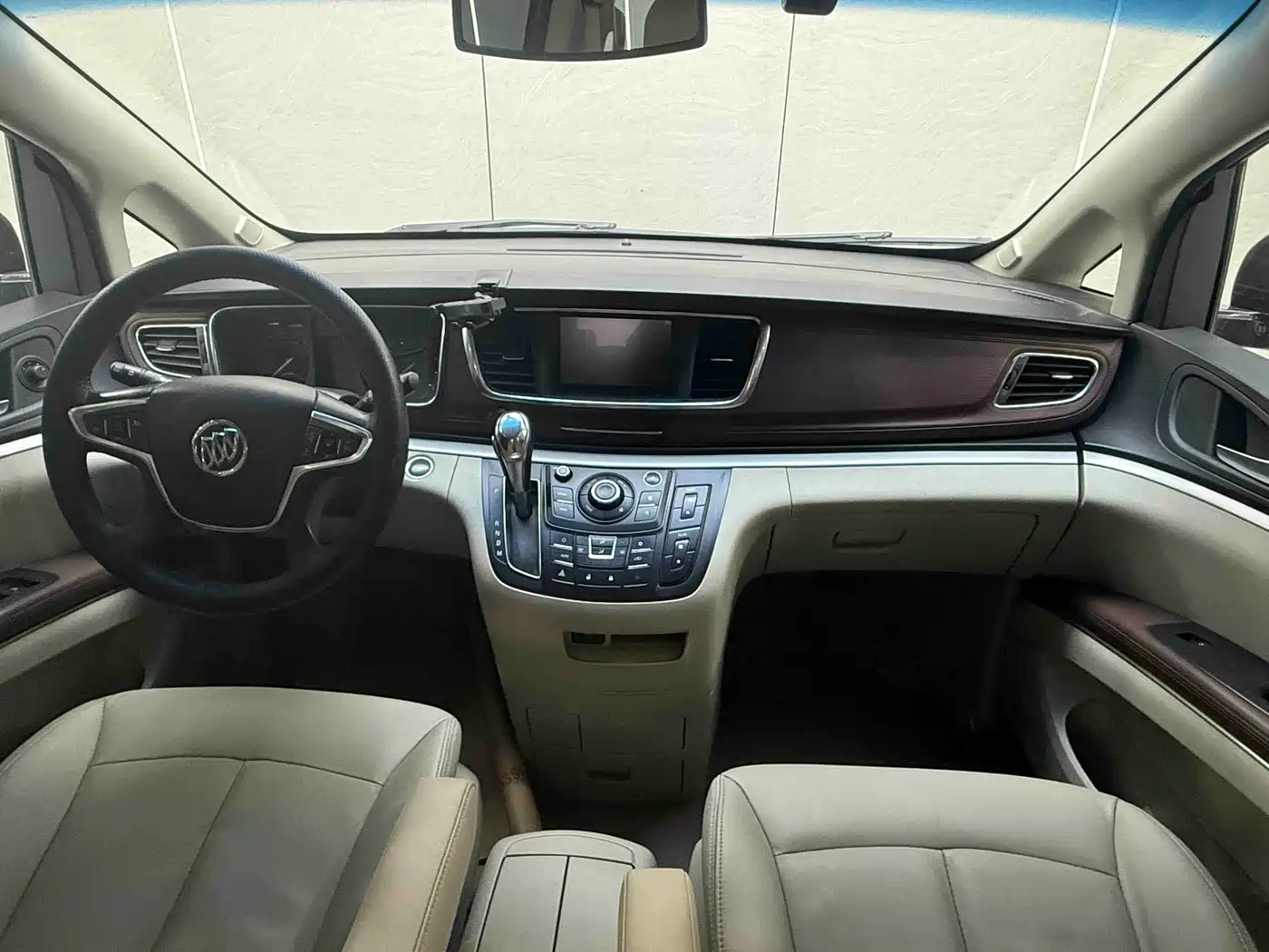 Buick GL8 2018 28T Luxury Model China VI фото 12