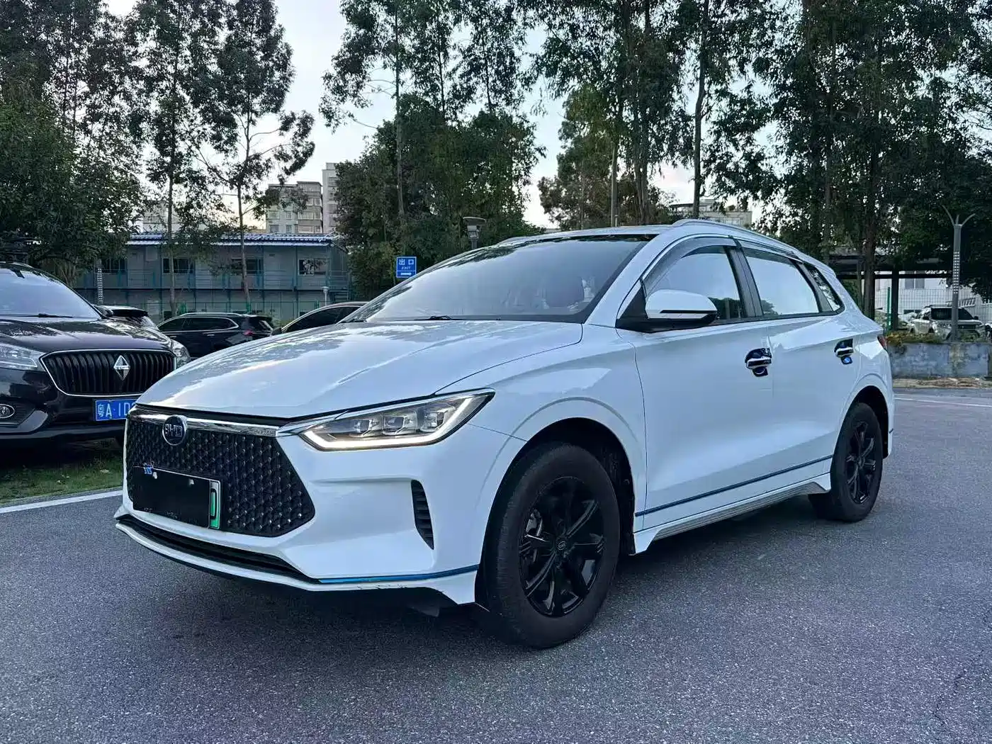 BYD e2 2021