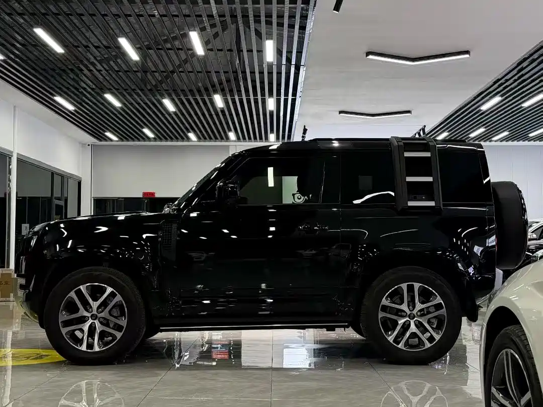 LAND ROVER GUARD