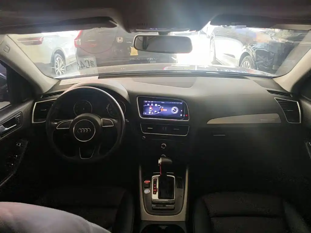 Audi Q5 2018 2017 Plus 40 TFSI Progressive