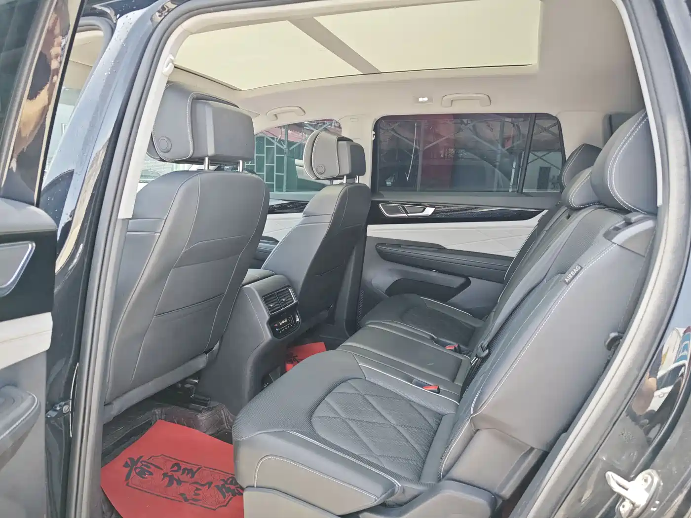 Volkswagen Teramont 2024 380TSI 4WD Prestige Luxury Edition фото 14