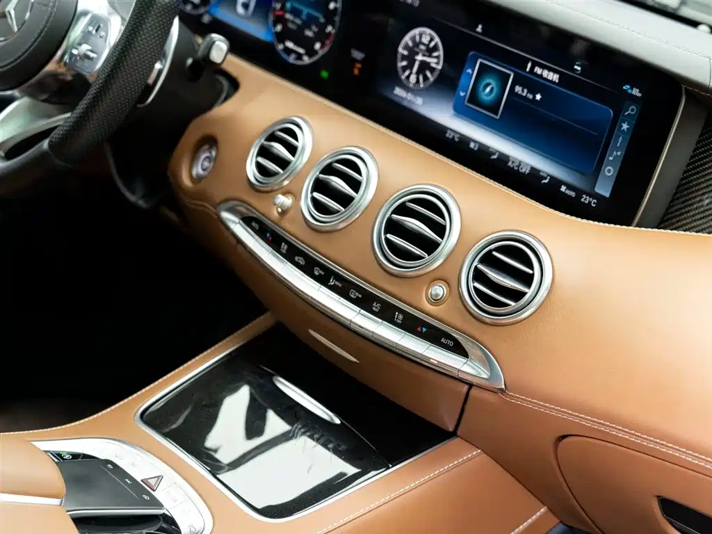 Mercedes-Benz S-Class AMG 2018 AMG S 63 4MATIC+ Coupe фото 15