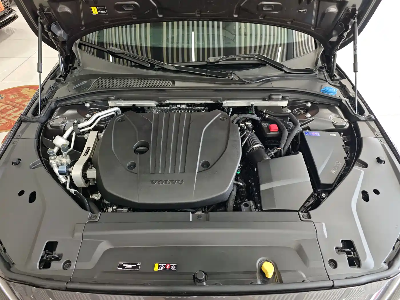 Volvo S90 2025 2024 B5 Inscription Luxury Edition