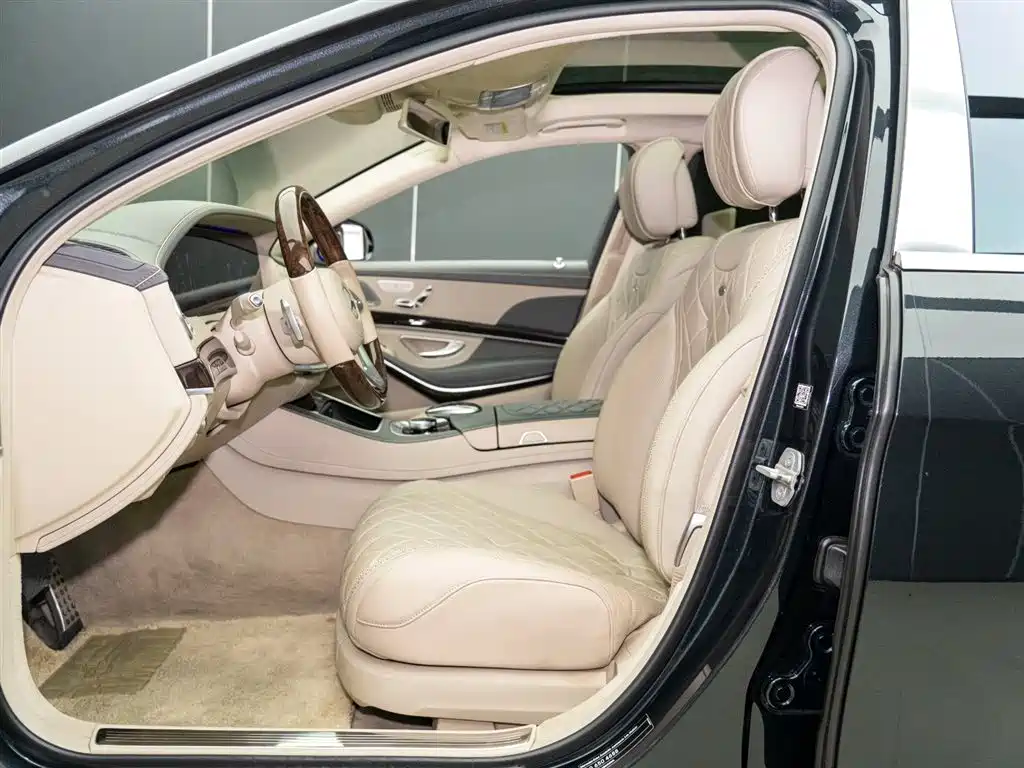Mercedes-Benz Maybach S-Class 2018 Model S 680 фото 8
