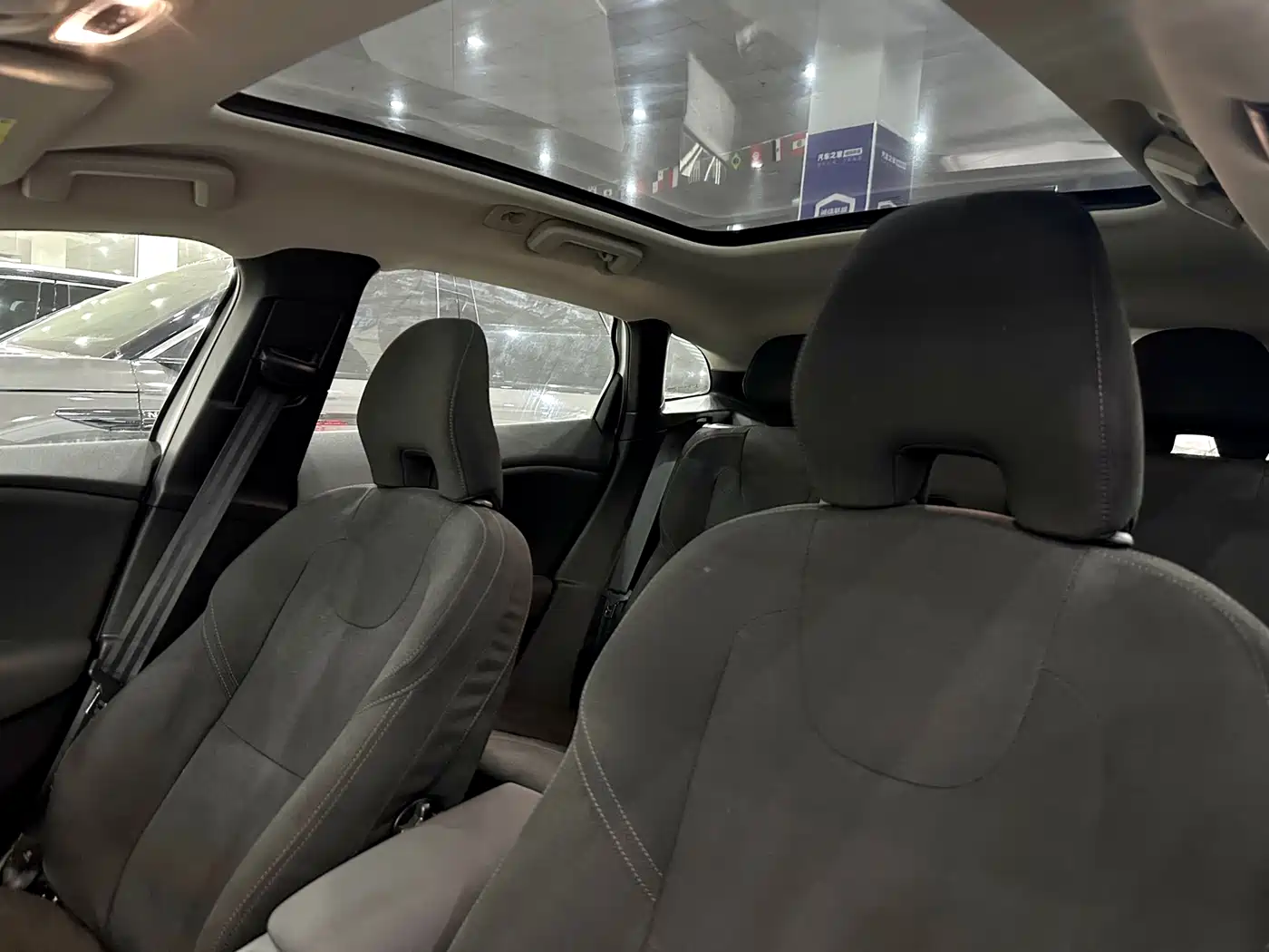 Фото 24 - Volvo V40