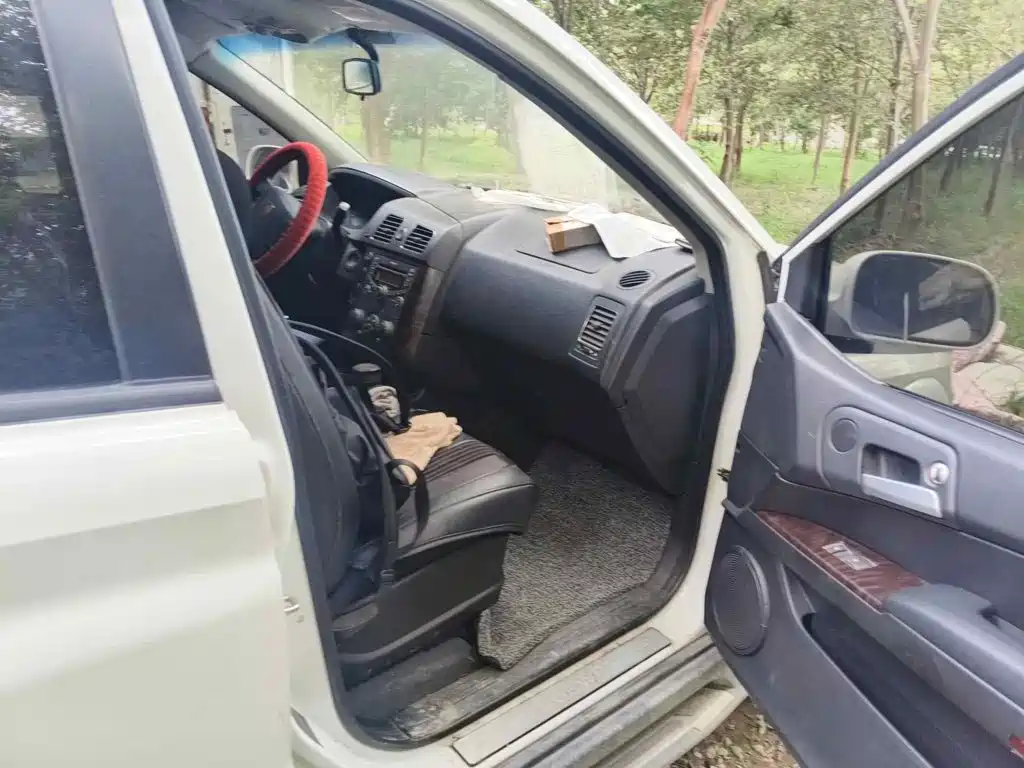 Roewe W5 2013 2013 1.8T 2WD Automatic Victory Edition