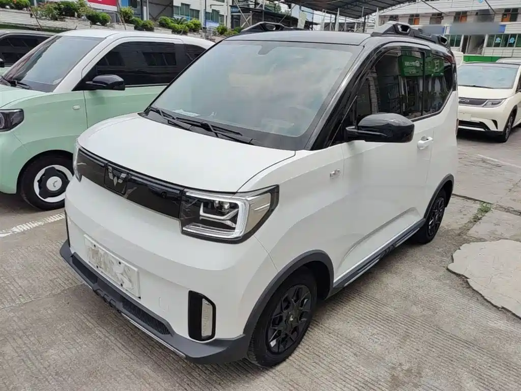 Wuling Motors Hongguang MINIEV 2022 GAMEBOY 200km Play Edition LFP