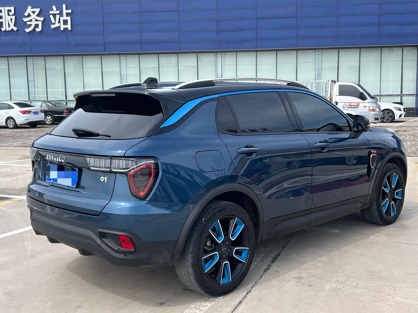 Lynk & Co 01 2017 2.0T 2WD Pro Version фото 9