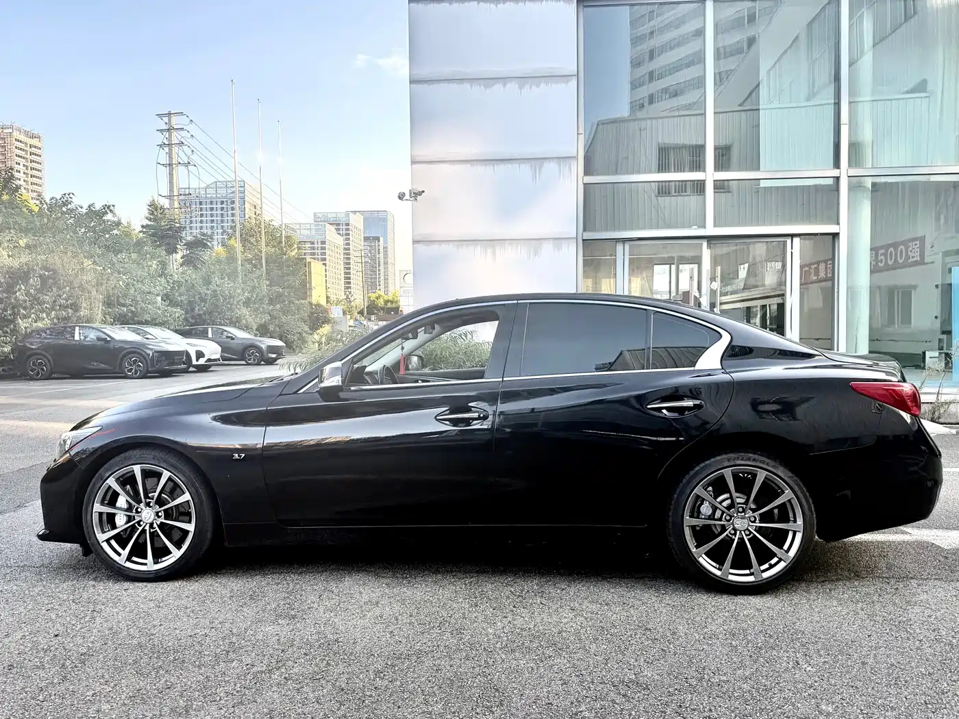 Infiniti Q50 2016 2014 3.7L Luxury Sport