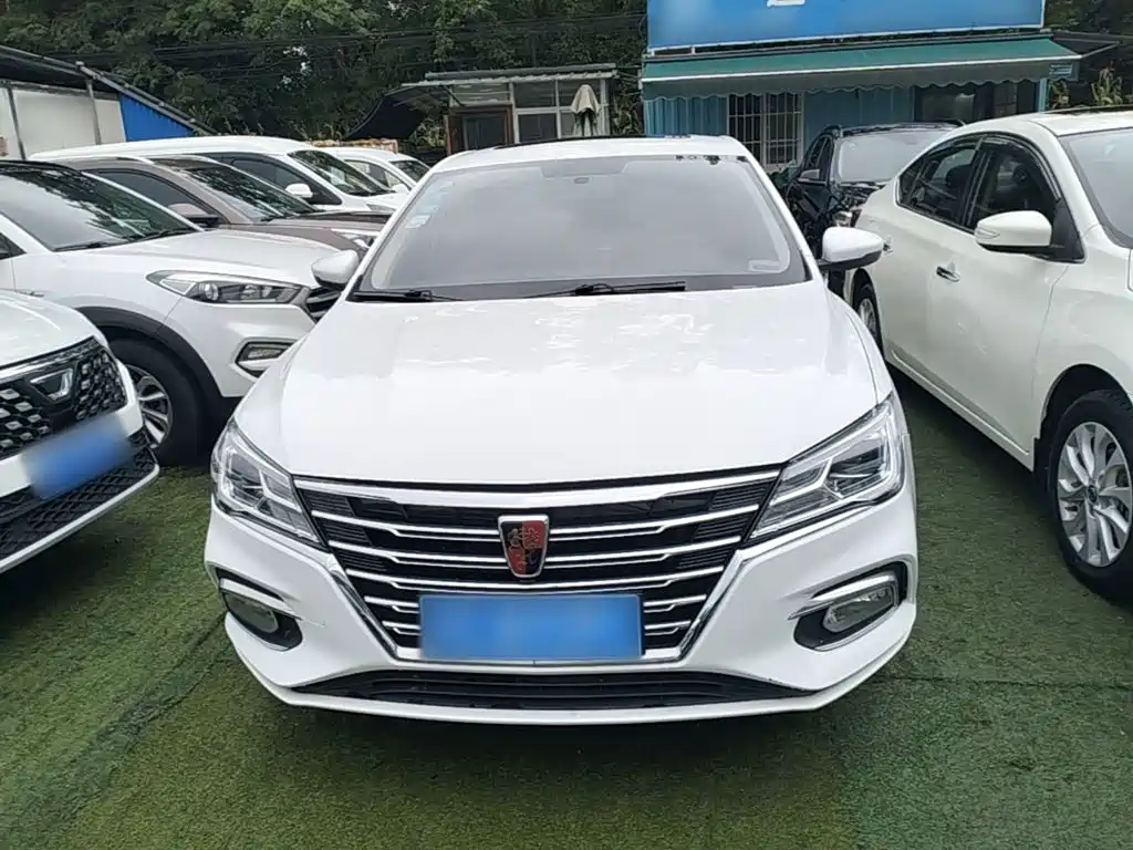 Roewe i5 2019 2019 1.5L Auto 4G-Connected Langyue Edition