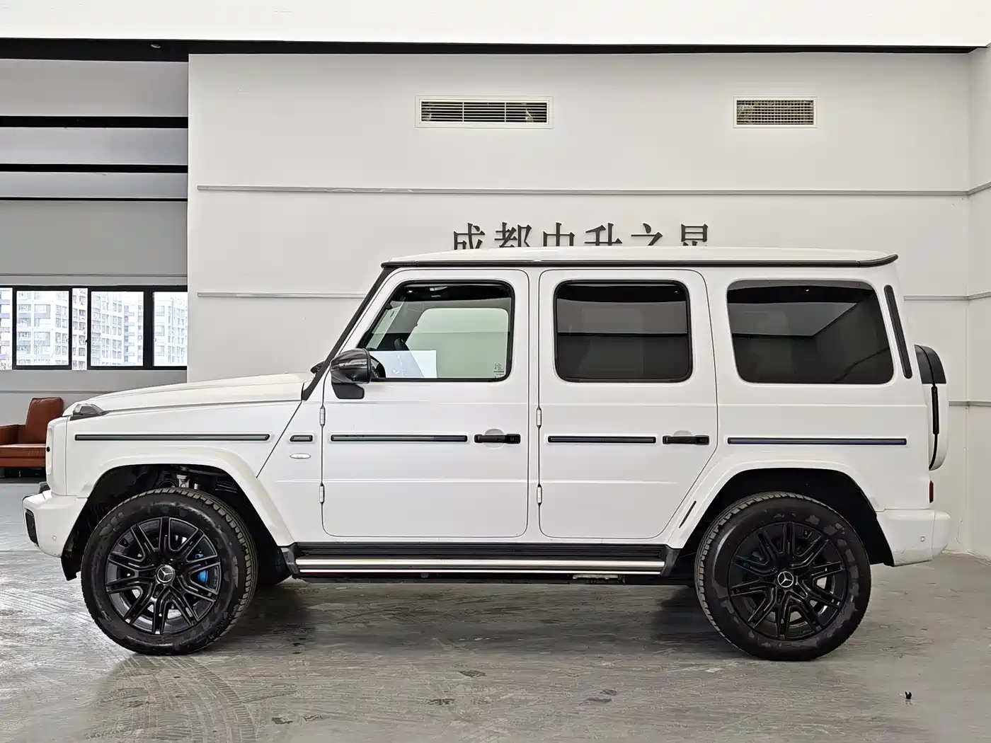 Mercedes-Benz G-Class New Energy 2025 G580 Launch Special Edition фото 5