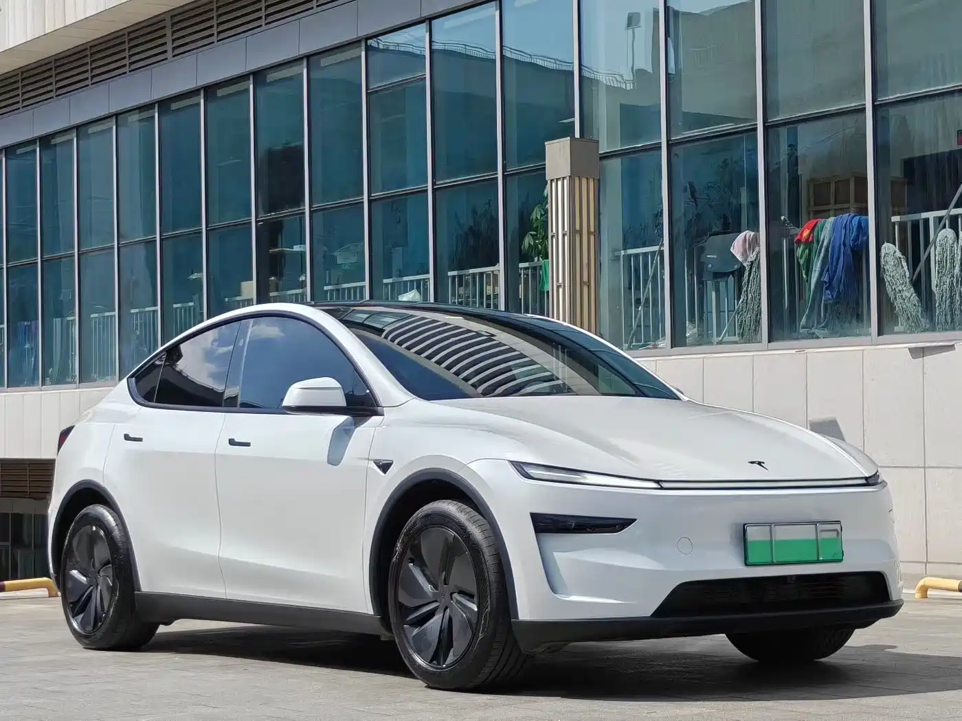 Tesla Model Y 2026 2026 Rear-Wheel Drive