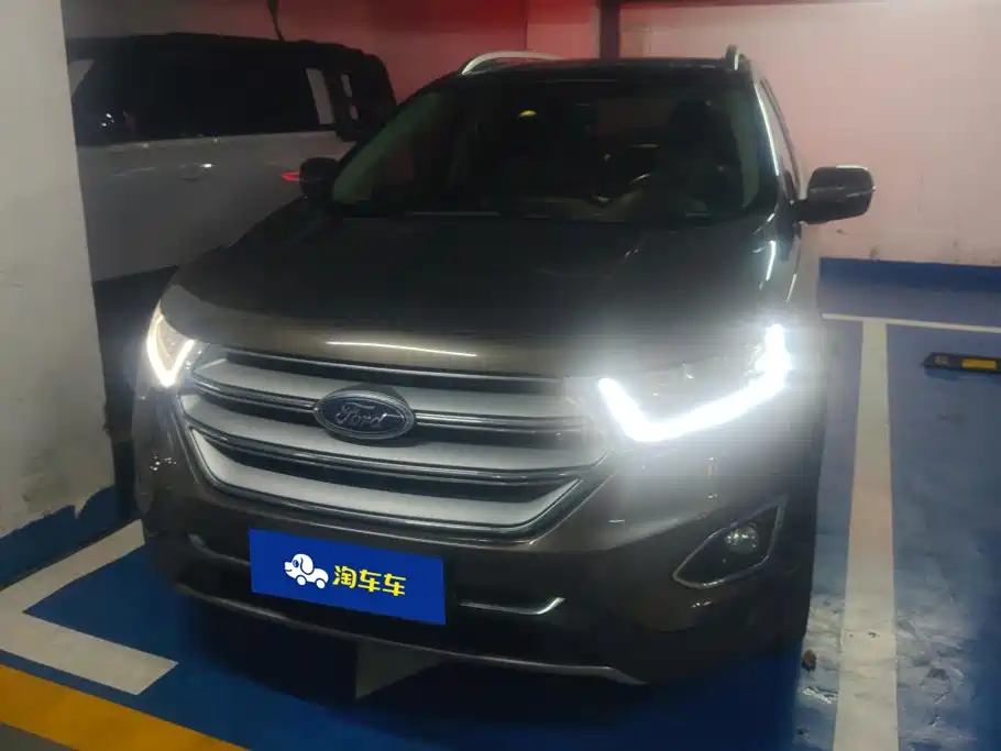 Фото 2 - Ford Edge