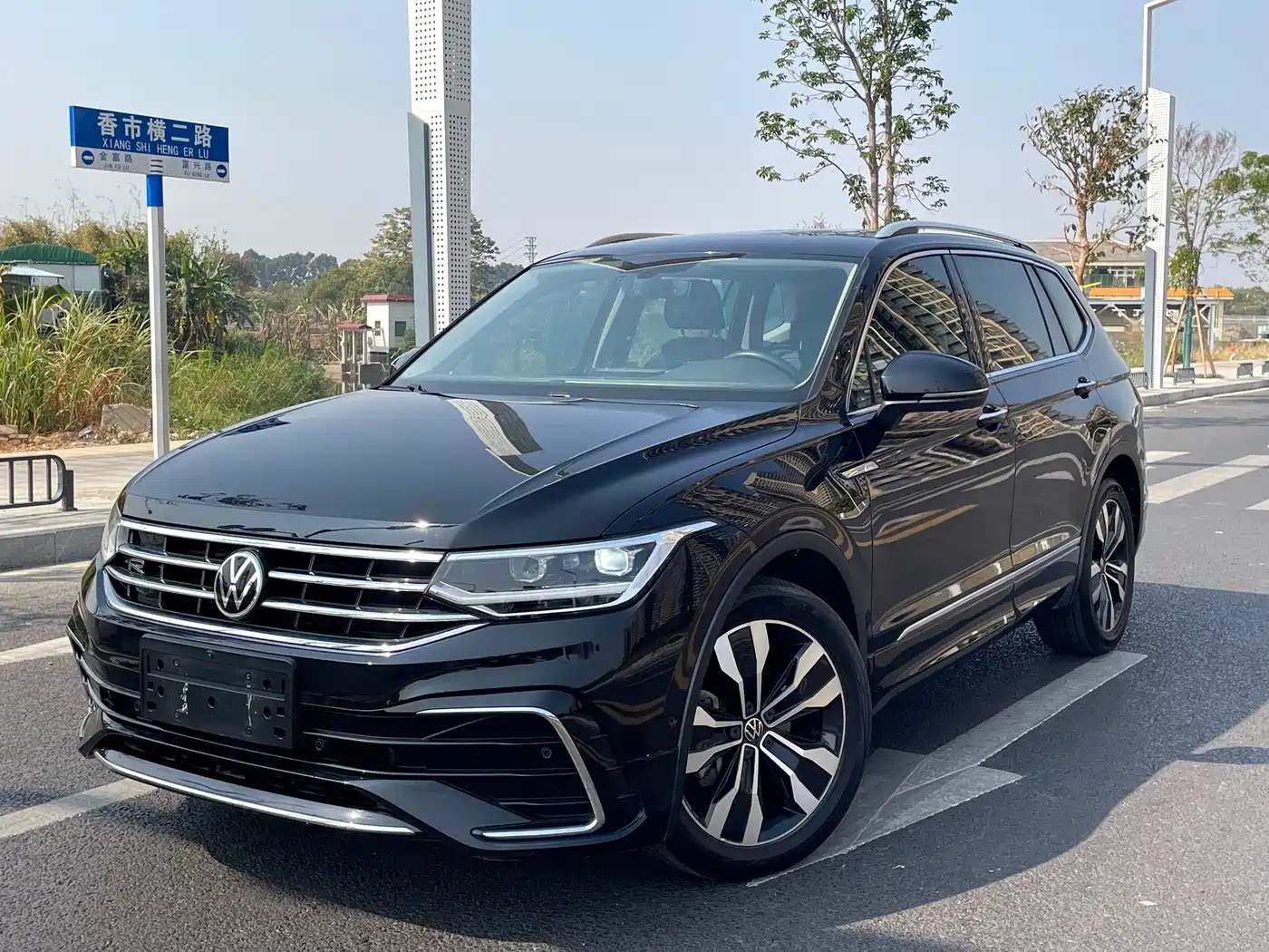 Volkswagen Tiguan L 2022 330TSI Auto 2WD R-Line Premium Edition