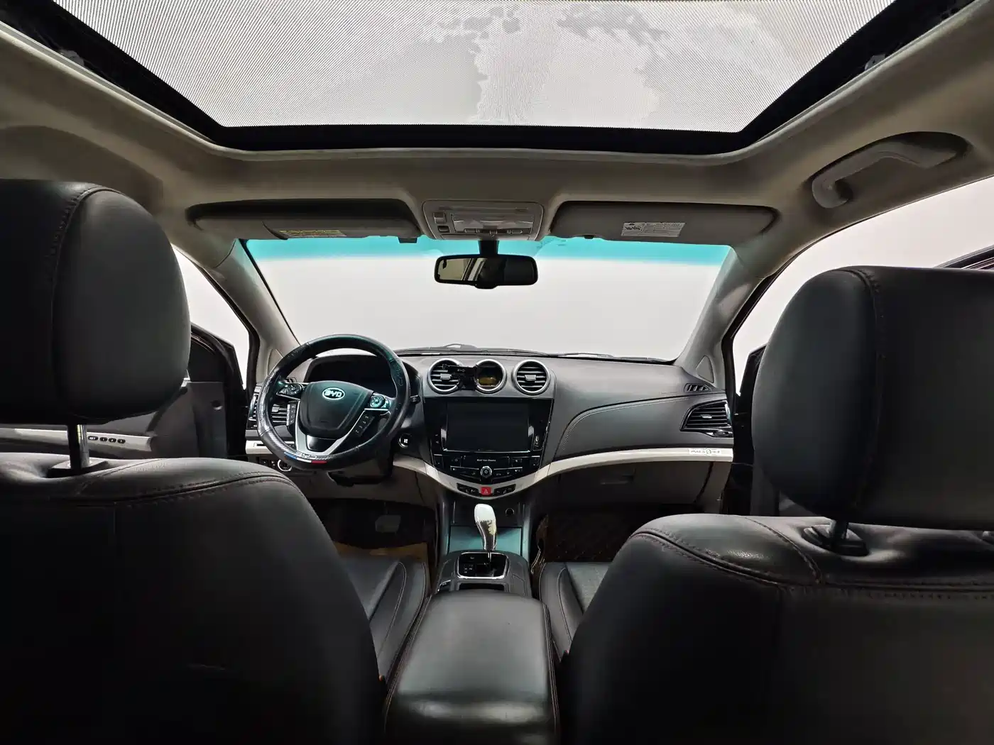 BYD S7 2015 2015 2.0T Automatic Flagship Model