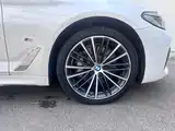 Photo 8 - BMW 5 Series