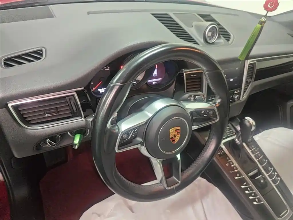 Porsche Macan 2017 Macan S 3.0T фото 10