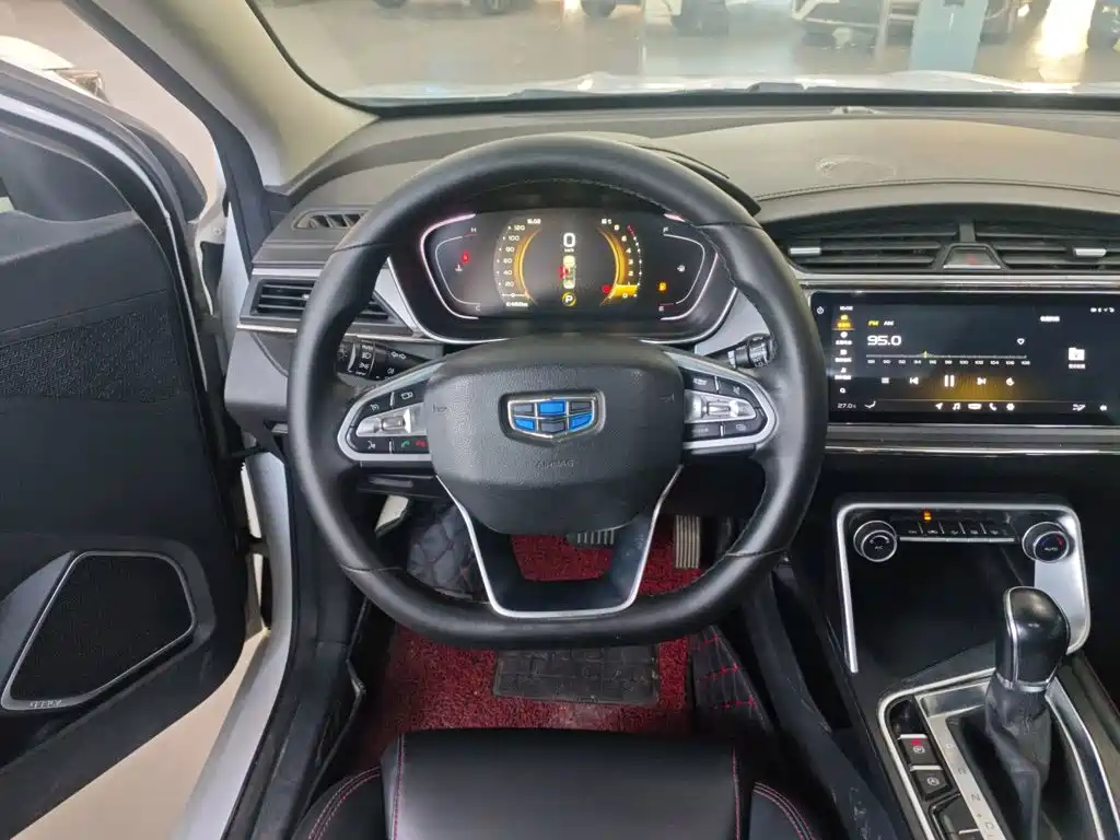 Фото 7 - Geely Binrui