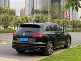 Фото 15 - Volkswagen Touareg