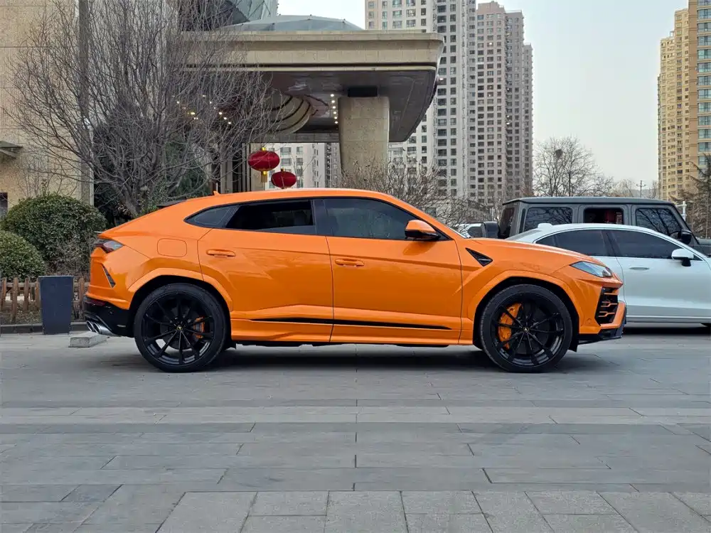 Lamborghini Urus 2021 4.0T V8 фото 12