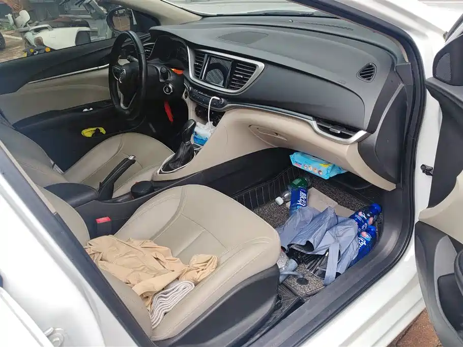 Buick Excelle 2021 Exemplar 1.5L Auto Elite фото 8