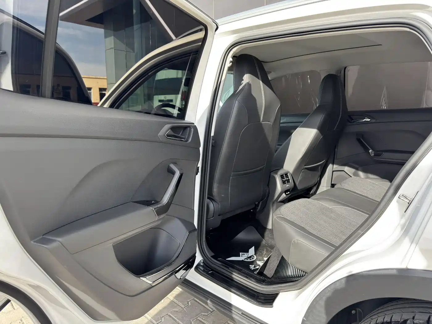 Volkswagen T-Cross 2021 280TSI DSG Comfort Edition фото 14