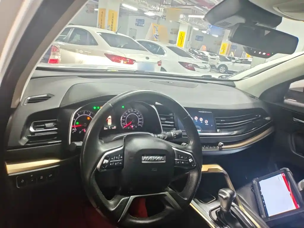 Photo 10 - Haval H6