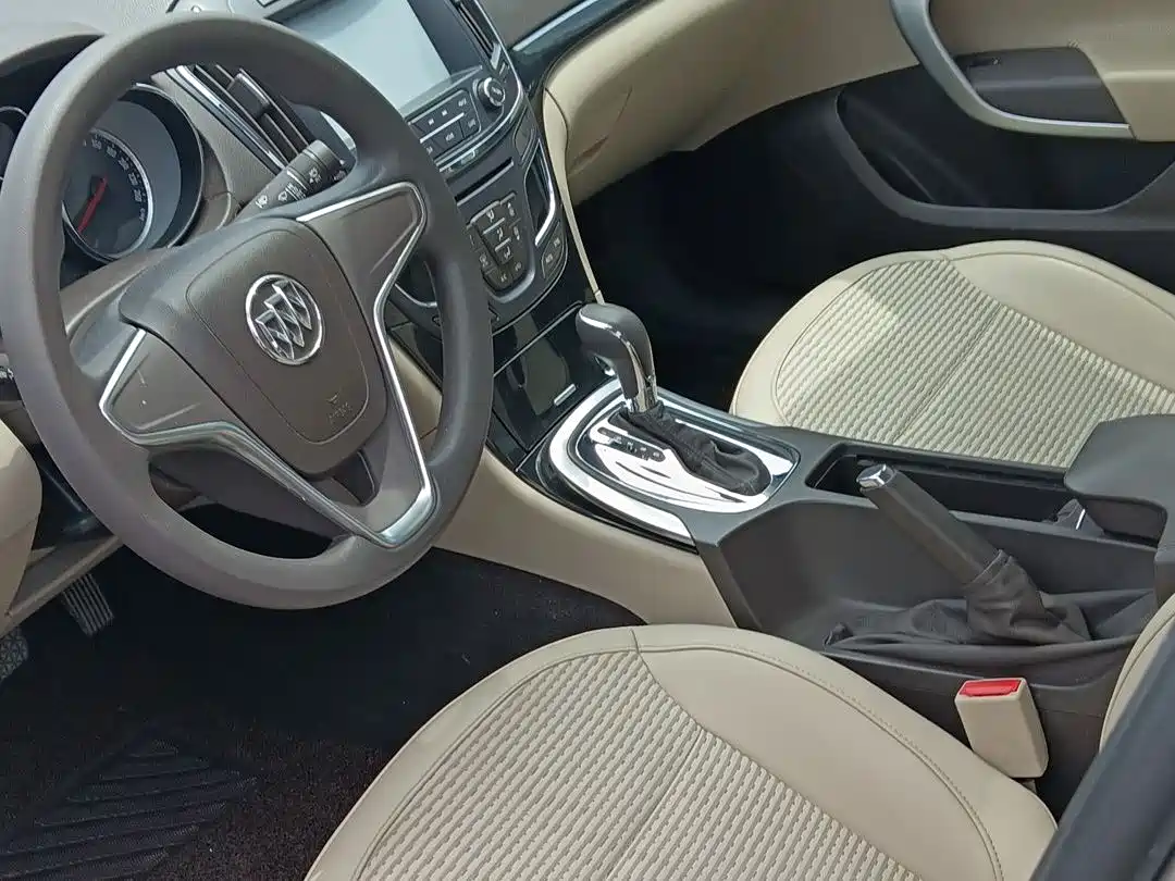 Buick Regal 2015 2.0L Leading Fashion Model фото 9