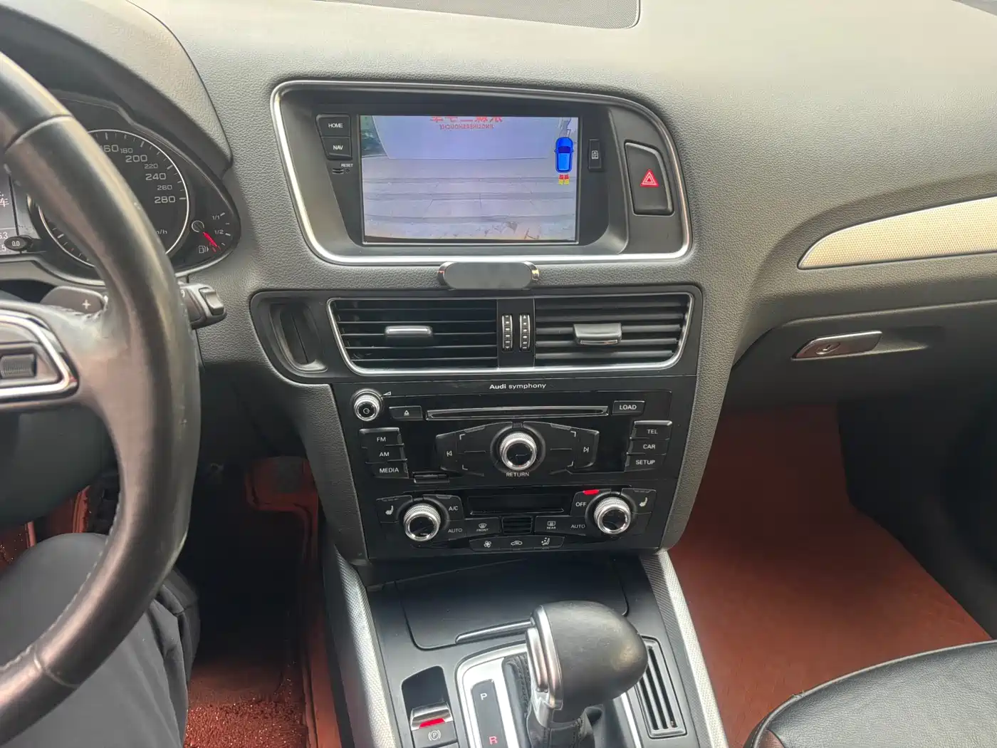 Audi Q5 2017 40 TFSI Technology фото 8