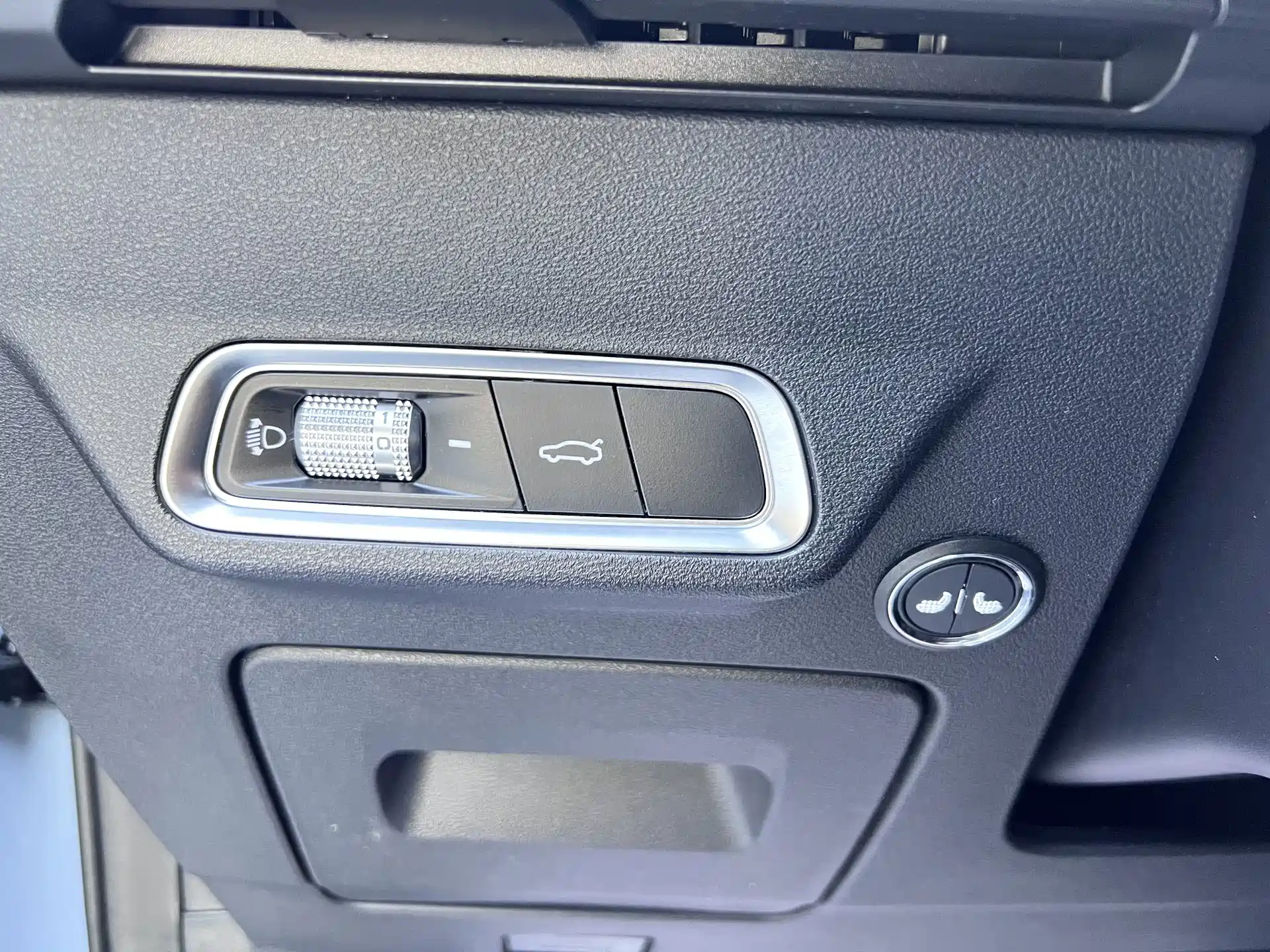 Photo 9 - Geely Emgrand S