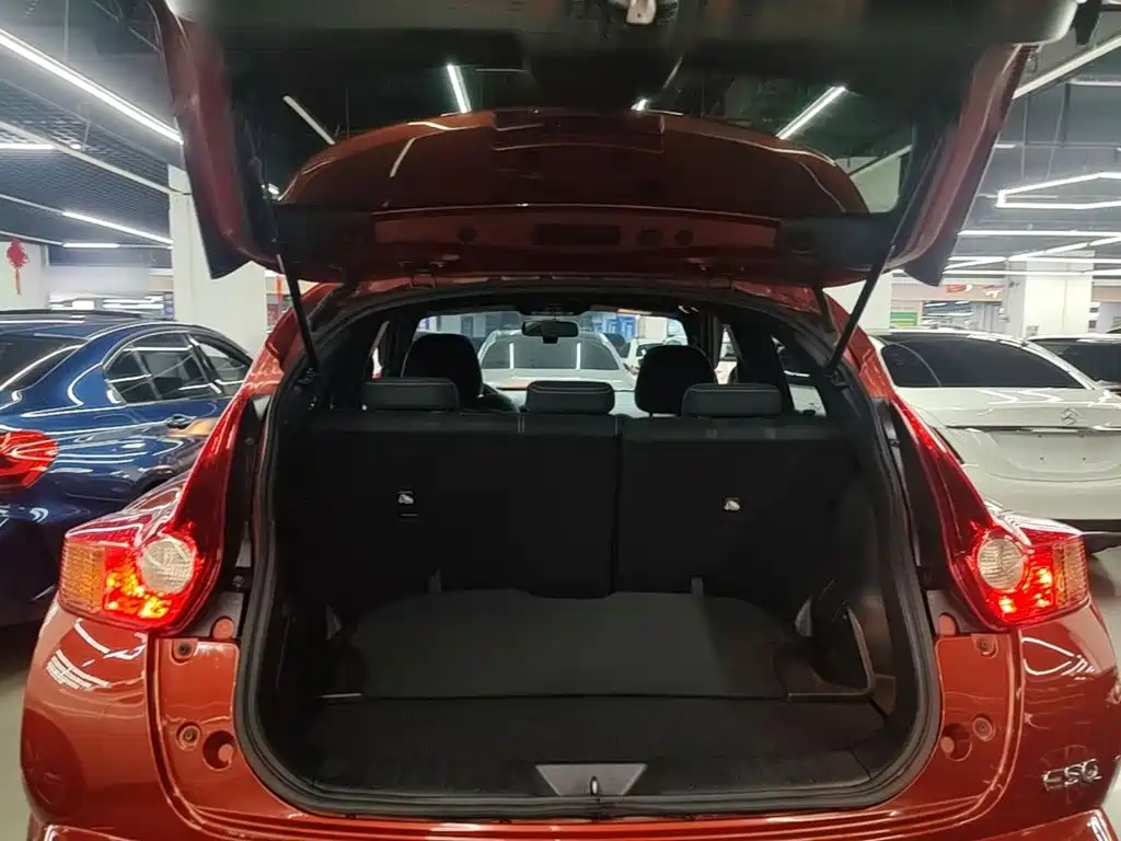 Infiniti ESQ 2019 2014 1.6L Free Edition