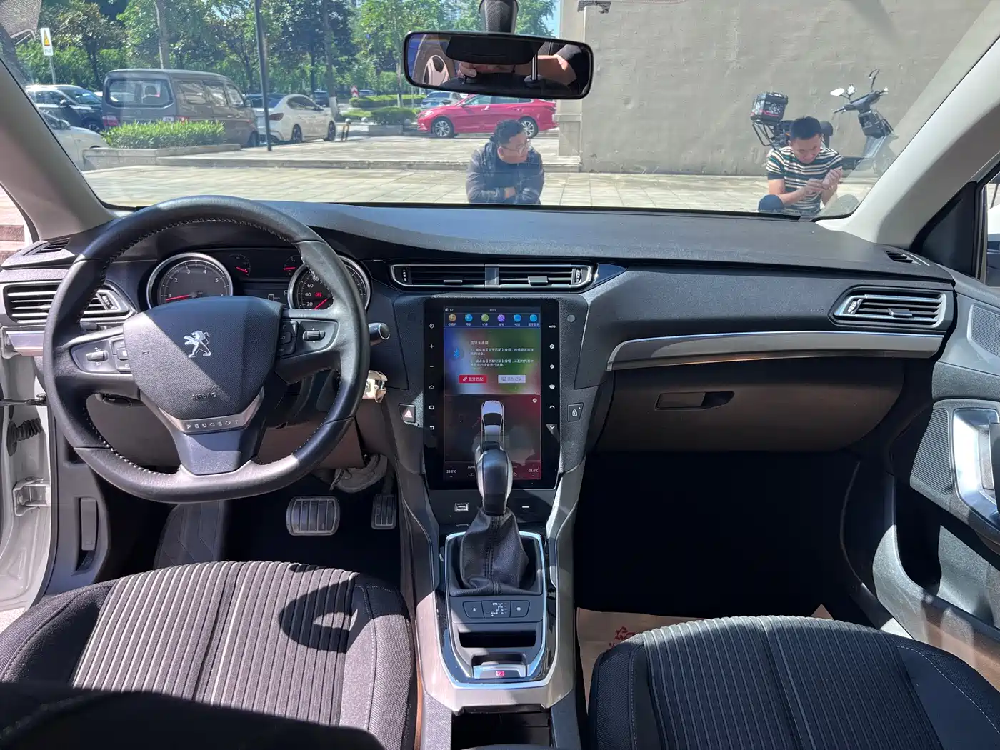Peugeot 408 2018 Facelift 350THP Automatic Luxury фото 9