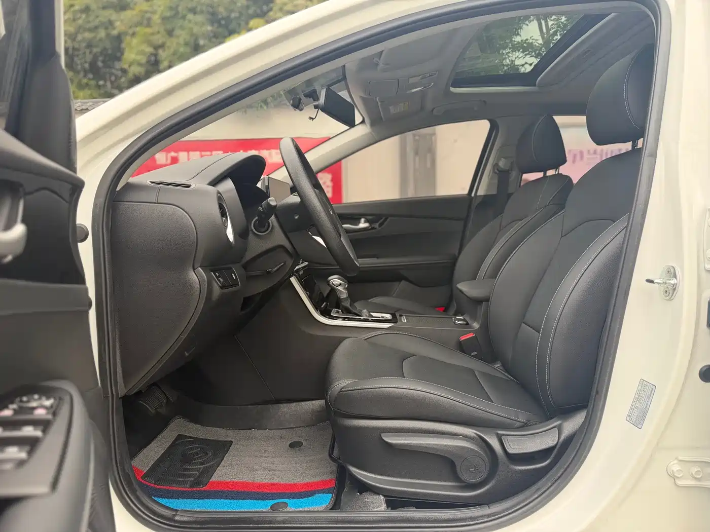 Kia K3 2021 Facelift 1.5L CVT Fashion Edition фото 13