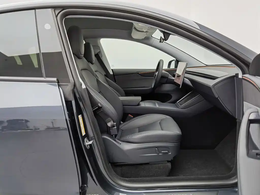 Фото 23 - Tesla Model Y
