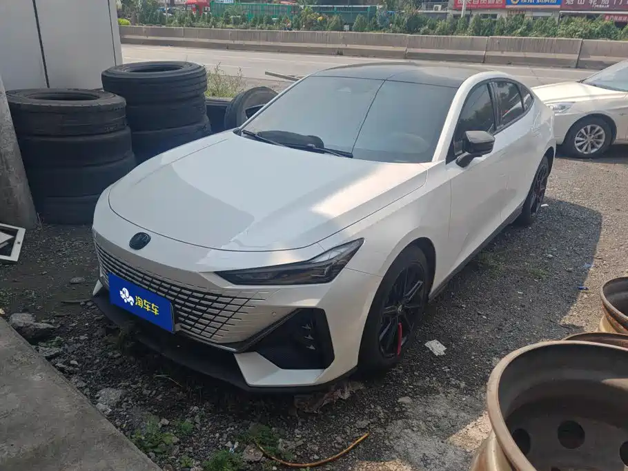 Changan UNI-V 2025 2024 1.5T High Performance Edition
