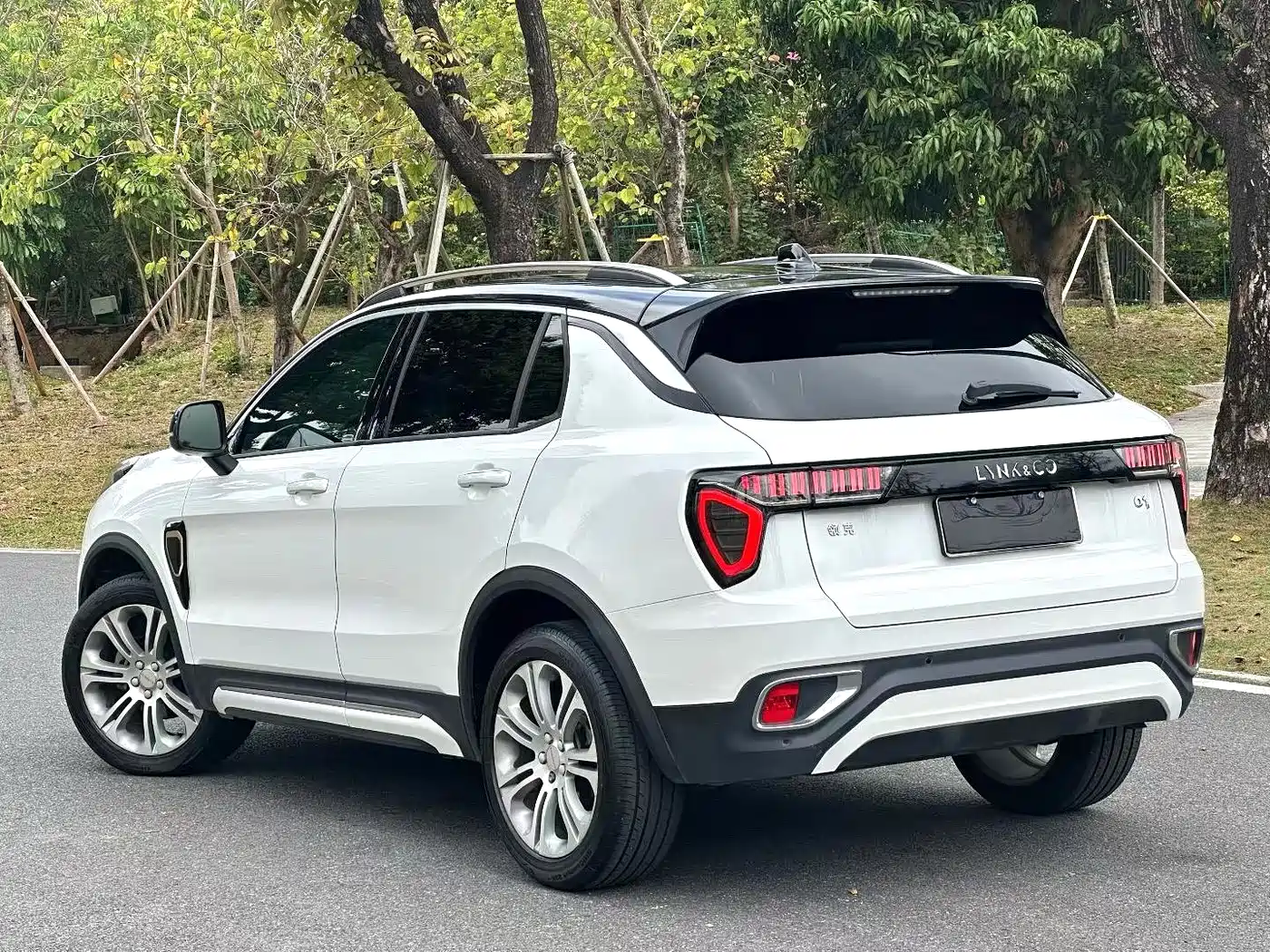 Lynk & Co 01 2019 2.0T 2WD Type Pro Version China VI фото 9