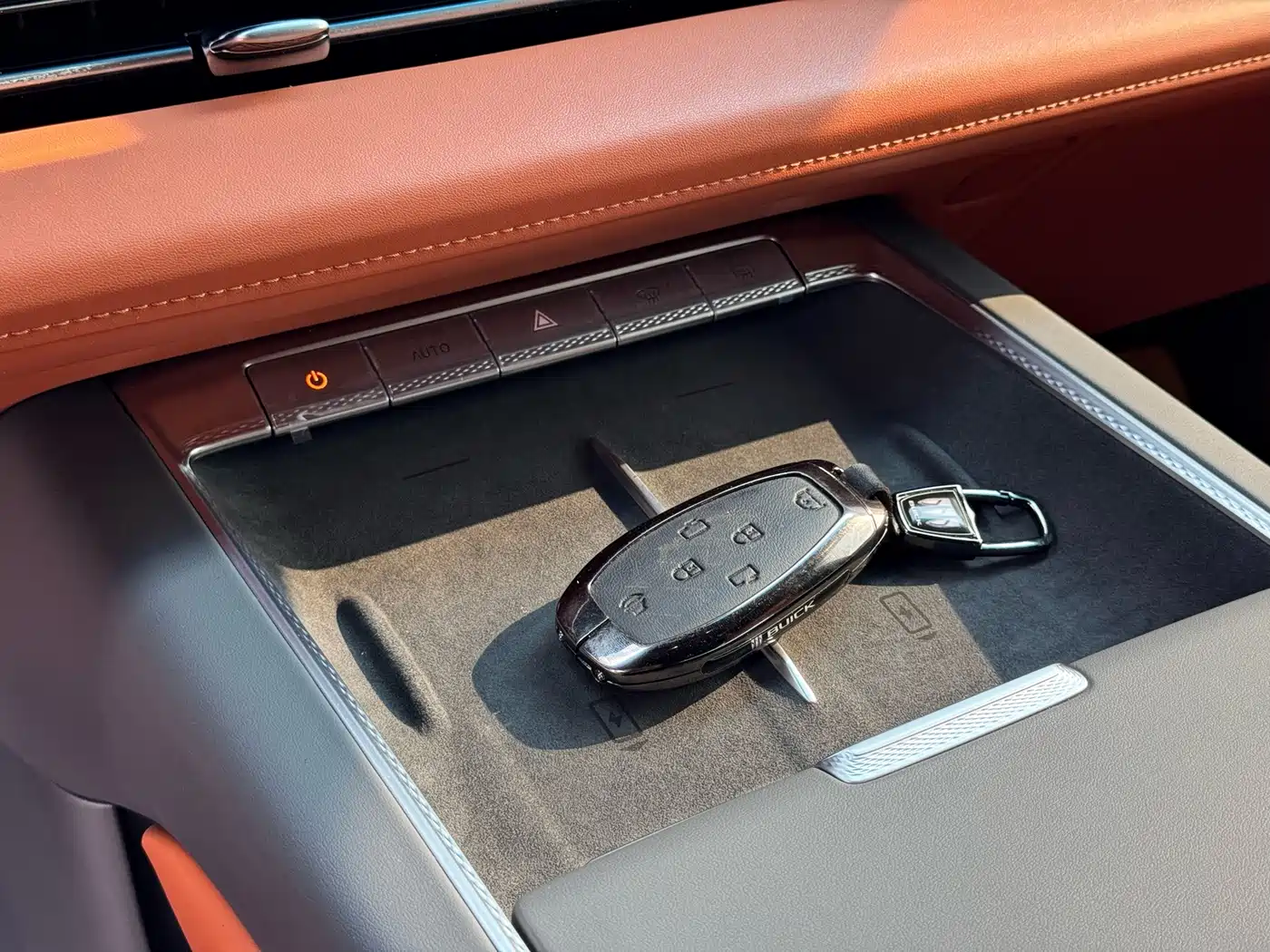 Buick Zhijing Shijia 2026 2026 Model PHEV Base Version
