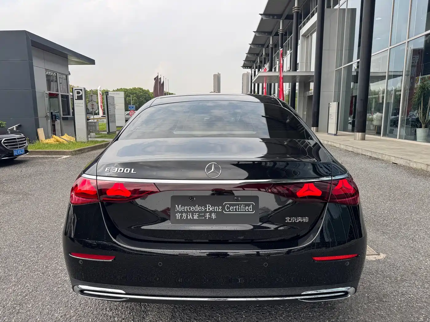 Mercedes-Benz E-Class 2026 2026 E 300 L Fashion