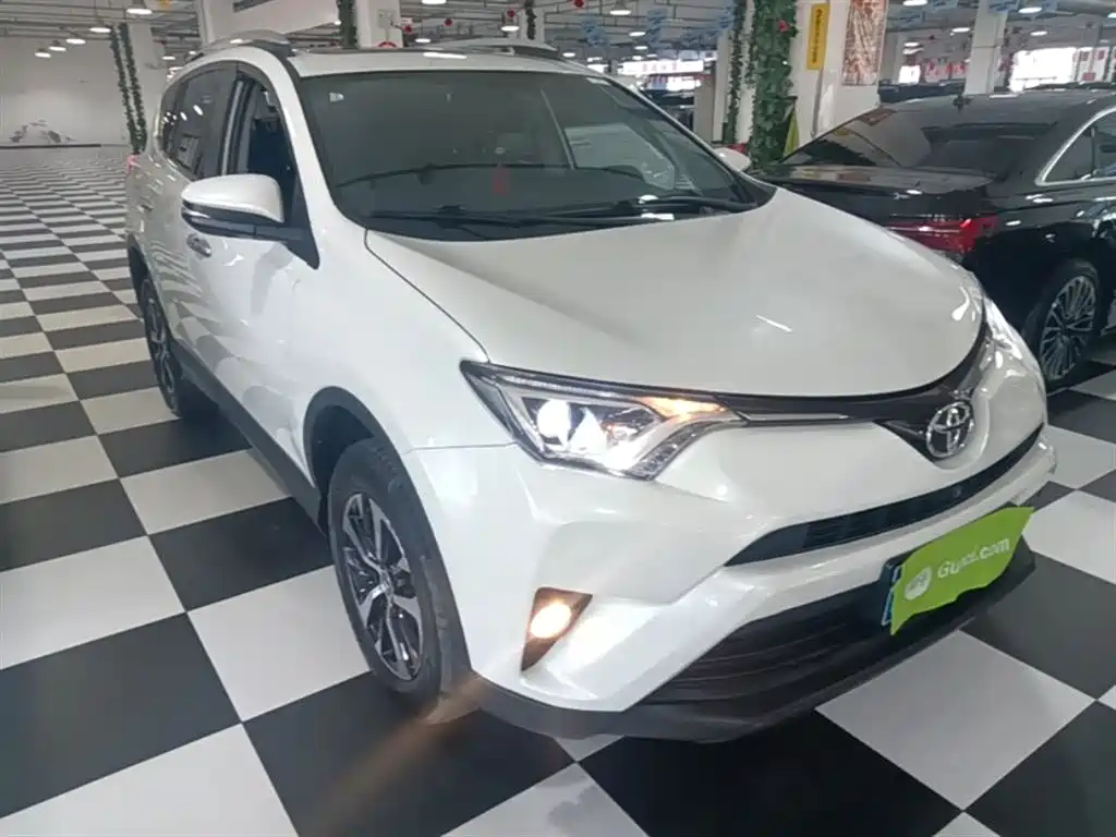 Toyota RAV4 Rongfang 2019 2.0L CVT 2WD Trend Edition China VI фото 4
