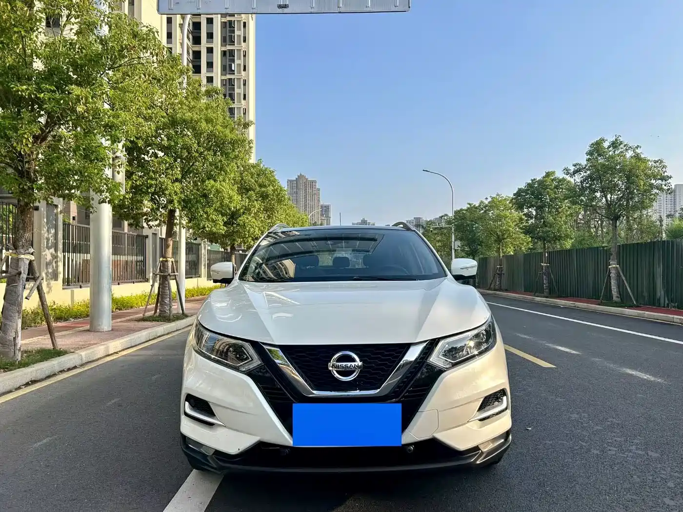 Фото 2 - Nissan Qashqai