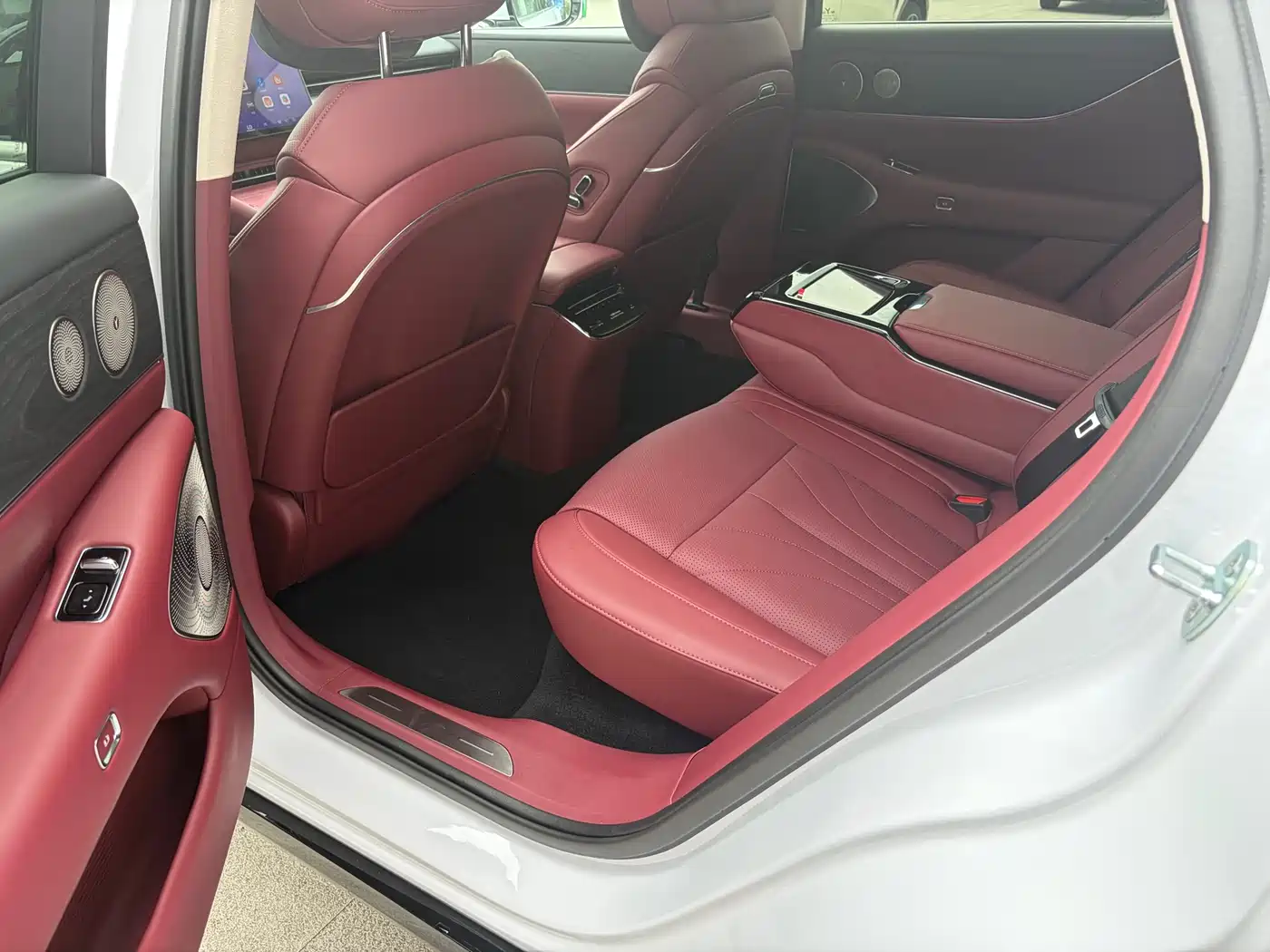 Voyah Auto VOYAH Zhuiguang L 2025 2025 Mid-configuration Model