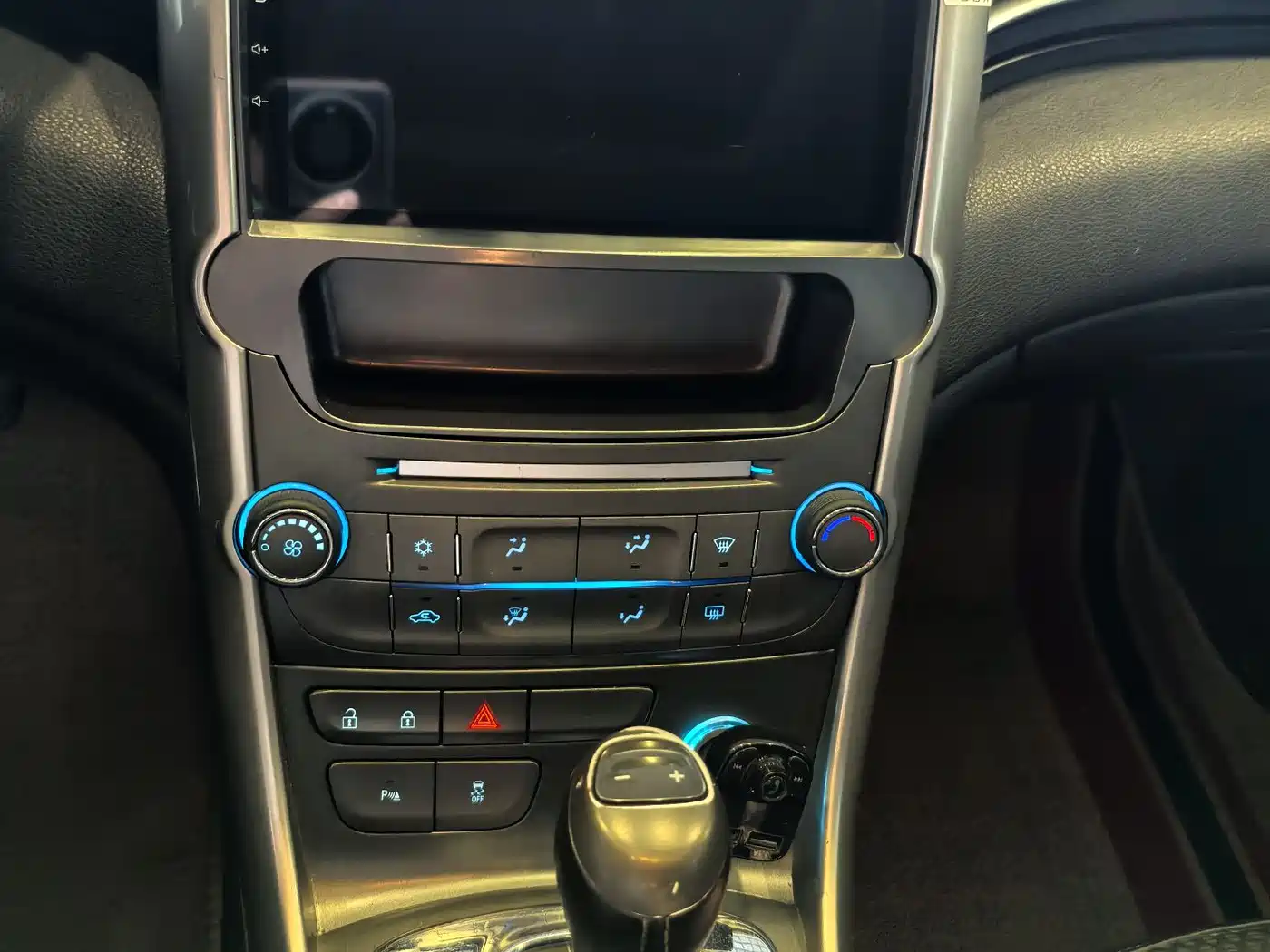 Chevrolet Malibu 2014 1.6T Automatic Comfort фото 11