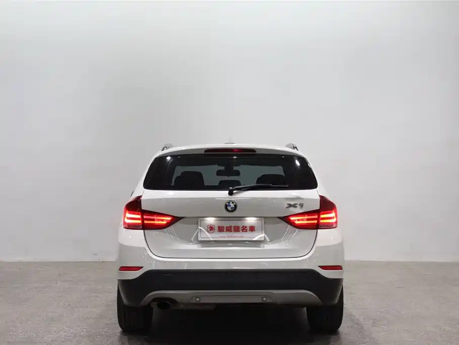 BMW X1 (Import) 2012 sDrive18i Luxury фото 5