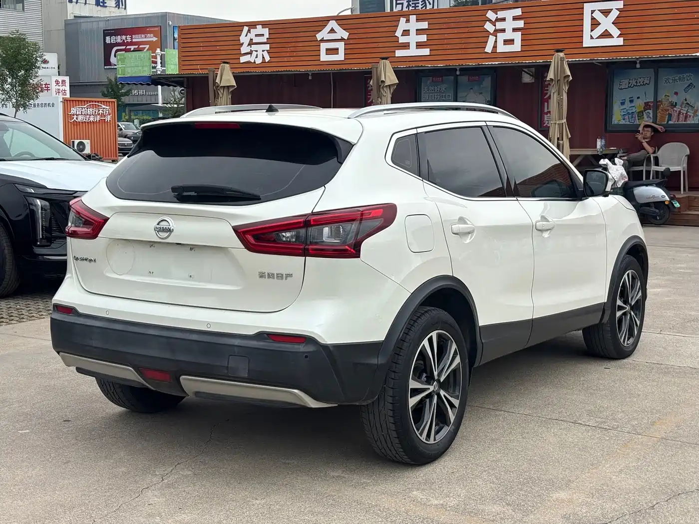 NISSAN QASHQAI