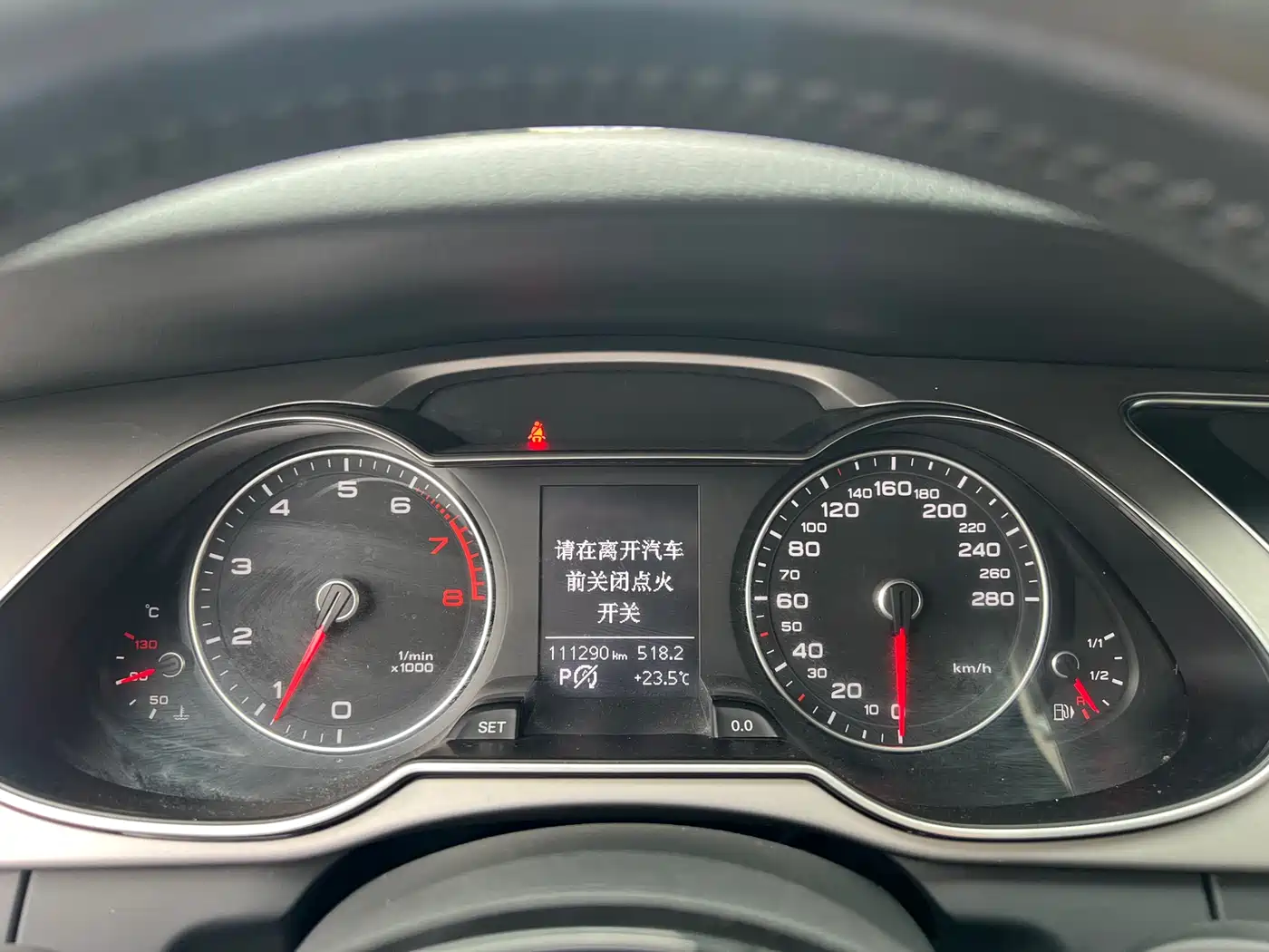 Фото 3 - Audi A4L