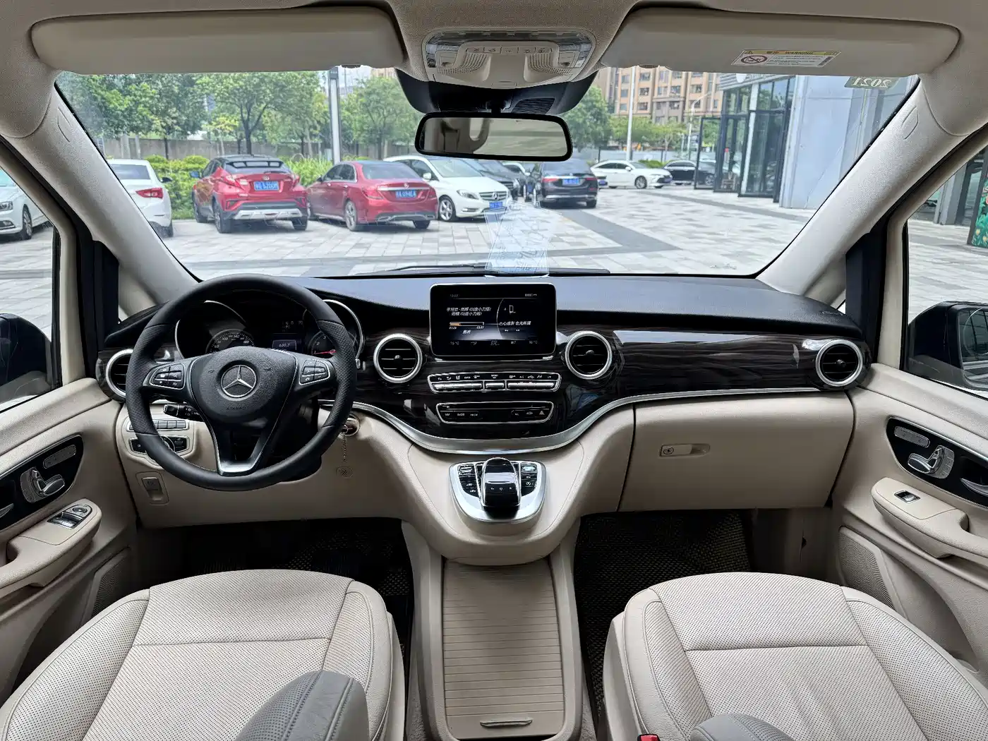 Mercedes-Benz V-Class 2016 V 260 Navigator фото 11