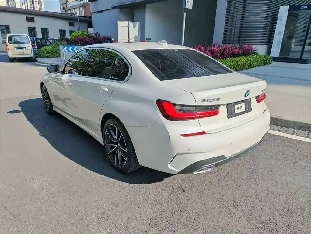 BMW 3 Series 2022 320Li M Sport Package фото 7