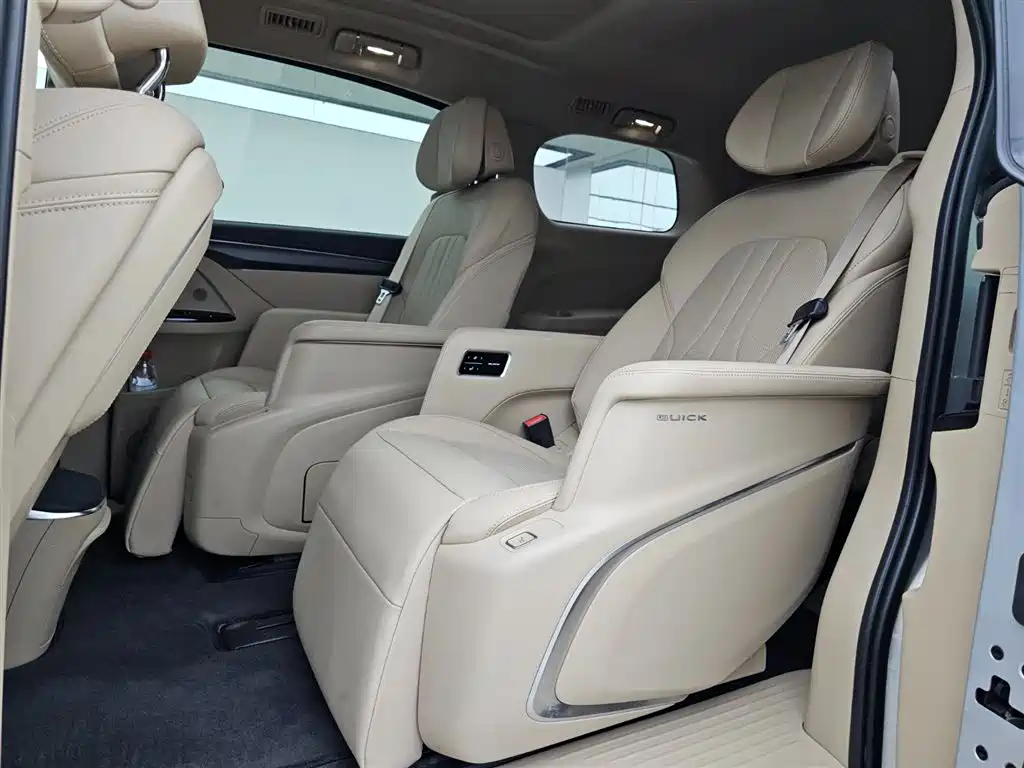 Buick GL8 New Energy 2025 Land Honor Premium Edition 7-Seater фото 9