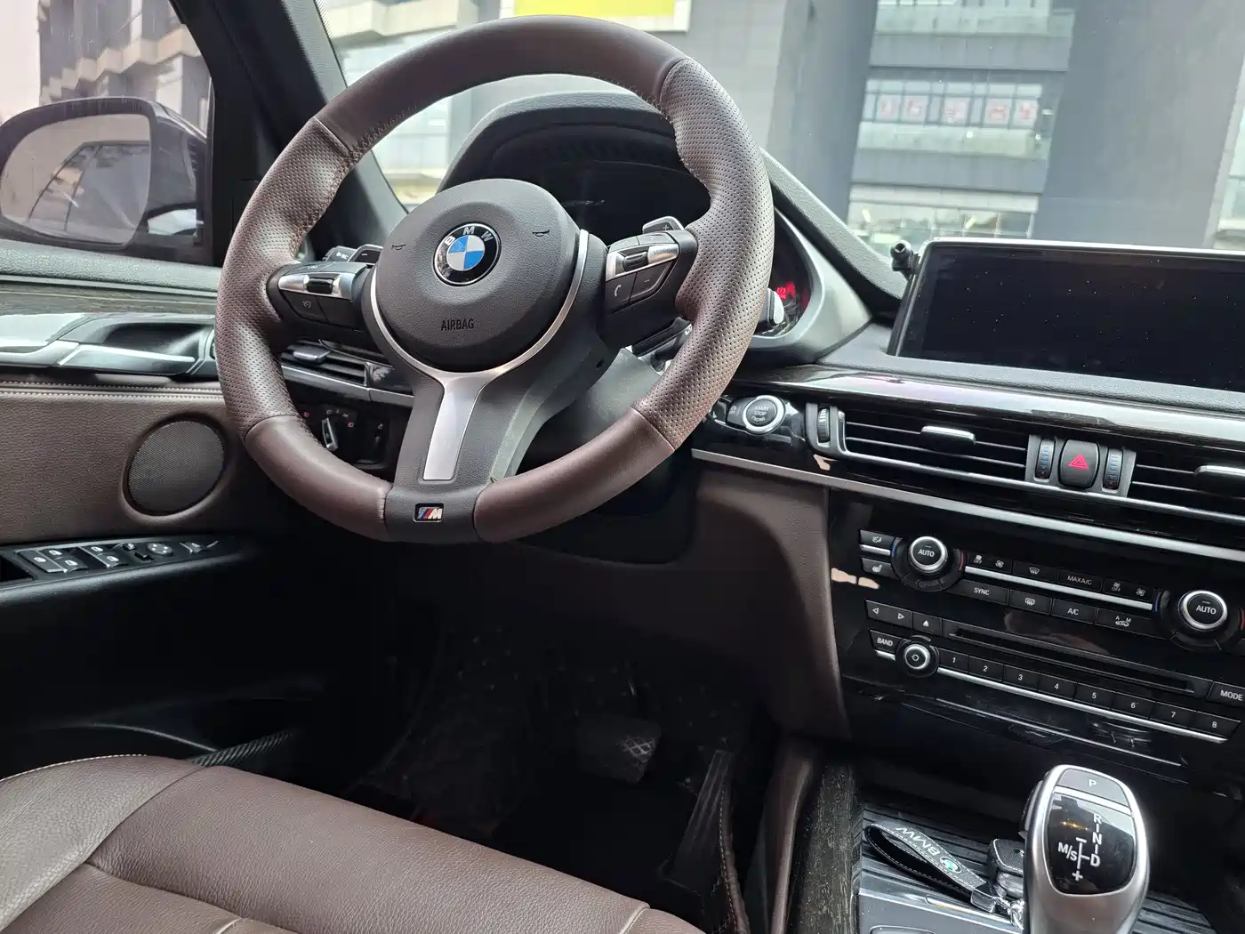 BMW X5 (Import) 2017 xDrive35i M Luxury Sport фото 26