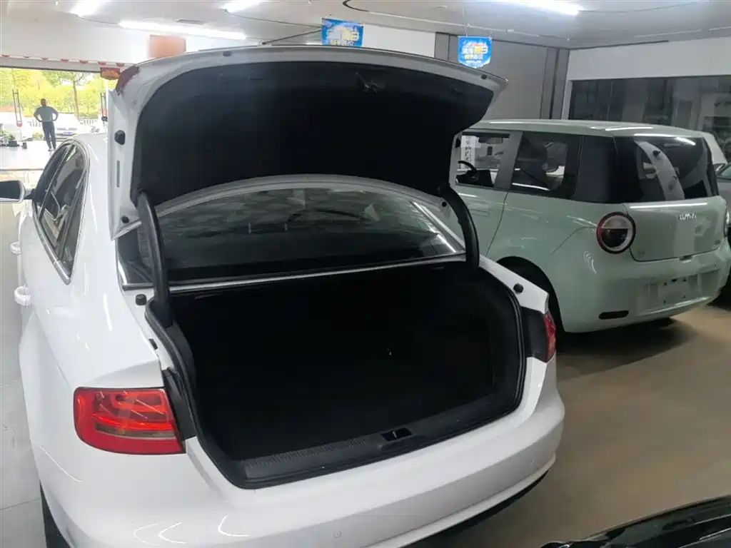 Audi A4L 2015 30 TFSI Auto Comfort фото 19